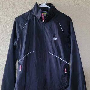 NEW BALANCE | RAIN JACKET SIZE M